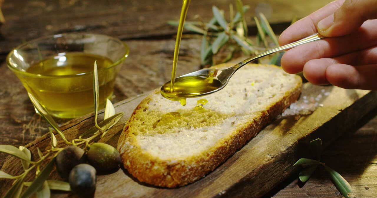 Oil tasting in Italy